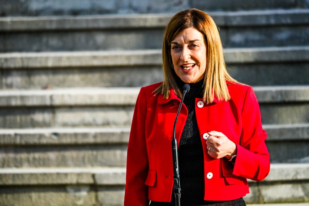 El Gobierno de Cantabria (PP) regulará la entrada de flores en los hospitales