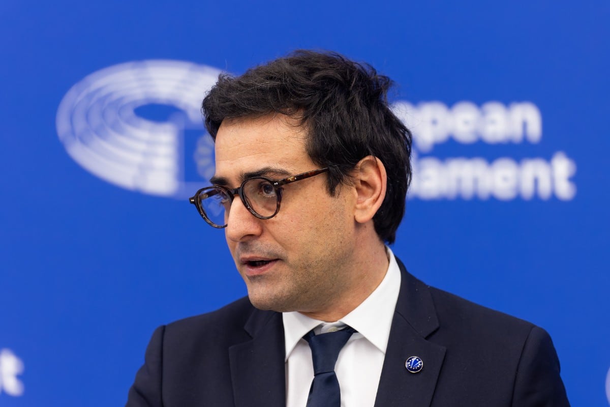 Bruselas reforzará aranceles en abril para recortar en un 15% las importaciones de acero a la UE