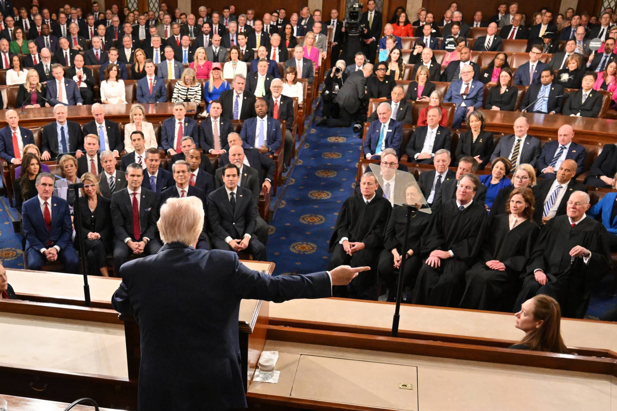 Trump celebra sus dos primeros meses de vuelta en la Casa Blanca: «EEUU ha dejado de ser ‘woke'»