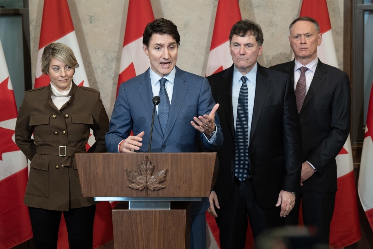 Canadá da marcha atrás y retrasa su segunda ronda de aranceles contra EEUU tras paralizar Trump los suyos hasta el 2 de abril