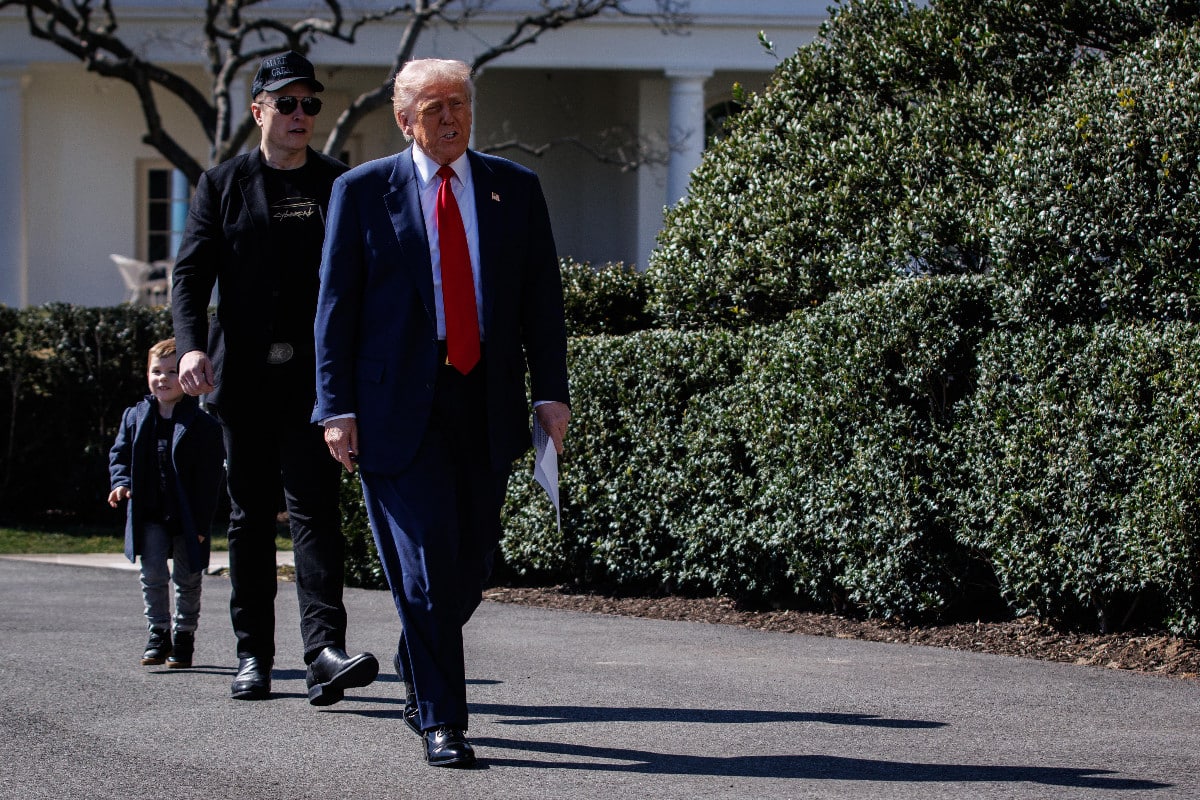 Trump anuncia un arancel del 25% a los coches fabricados fuera de los Estados Unidos
