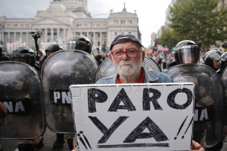 La principal central sindical de Argentina asoma un nuevo paro nacional para el próximo 10 de abril