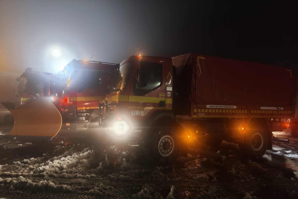 Movilizada la UME de Zaragoza por las fuertes nevadas en Soria