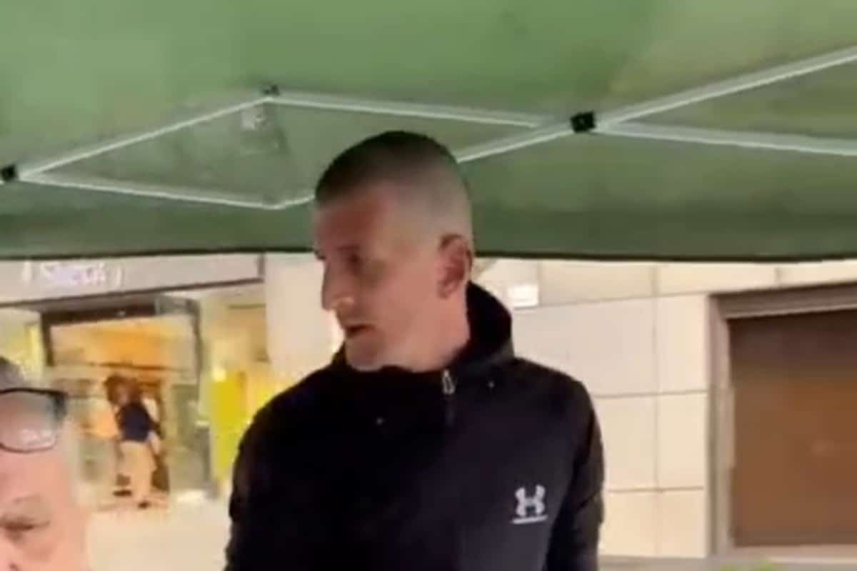 Increpan a VOX durante una mesa informativa en Ceuta: «Aquí no vais a ganar, te lo juro por el corán y por Alá»