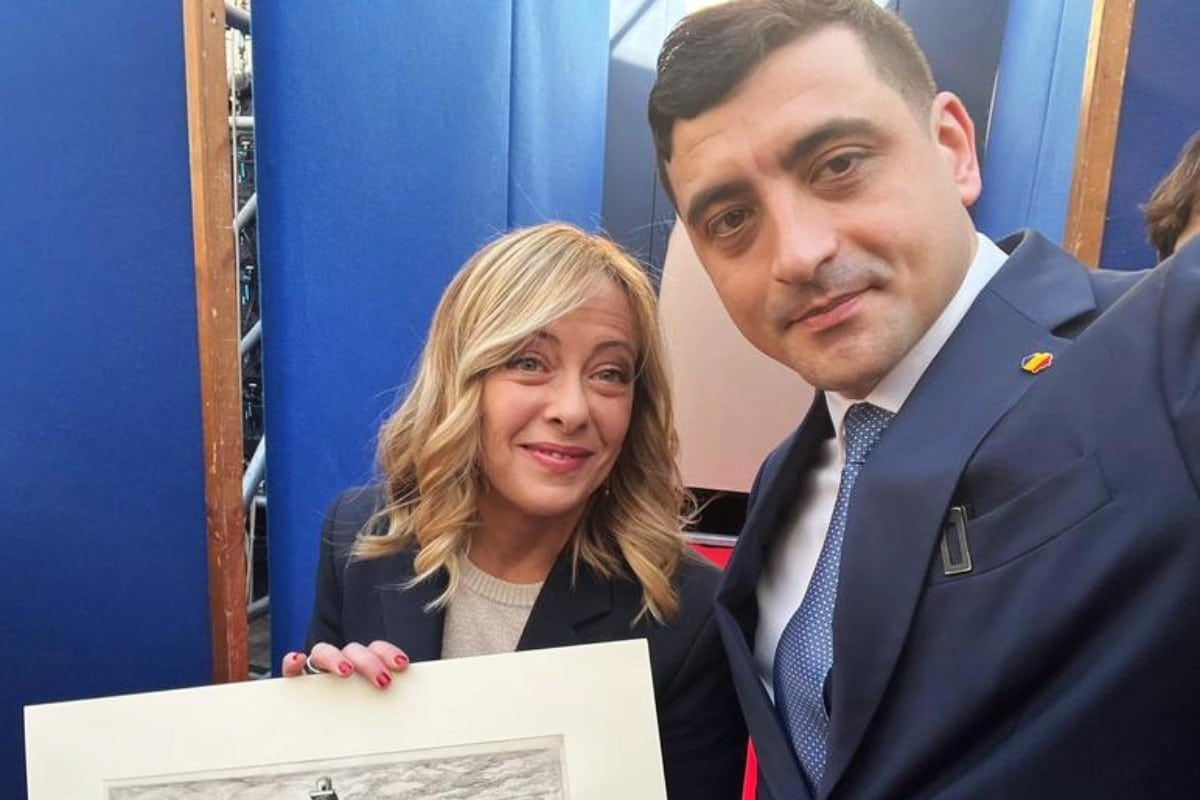 El ECR tilda de «inaceptable» el veto a la candidatura del líder soberanista Georgescu en Rumanía: «Es un ataque al Estado de derecho»