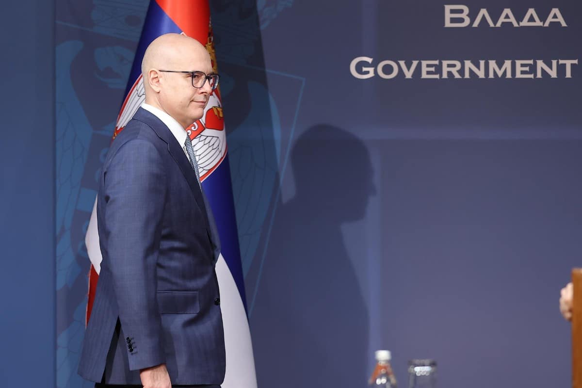 El Parlamento serbio confirma la caída del Gobierno tras la renuncia presentada en enero por el primer ministro