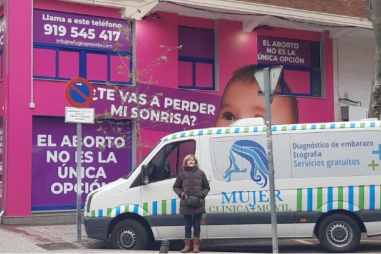 El Ayuntamiento de Madrid envía una orden de suspensión de actividades al Refugio Provida