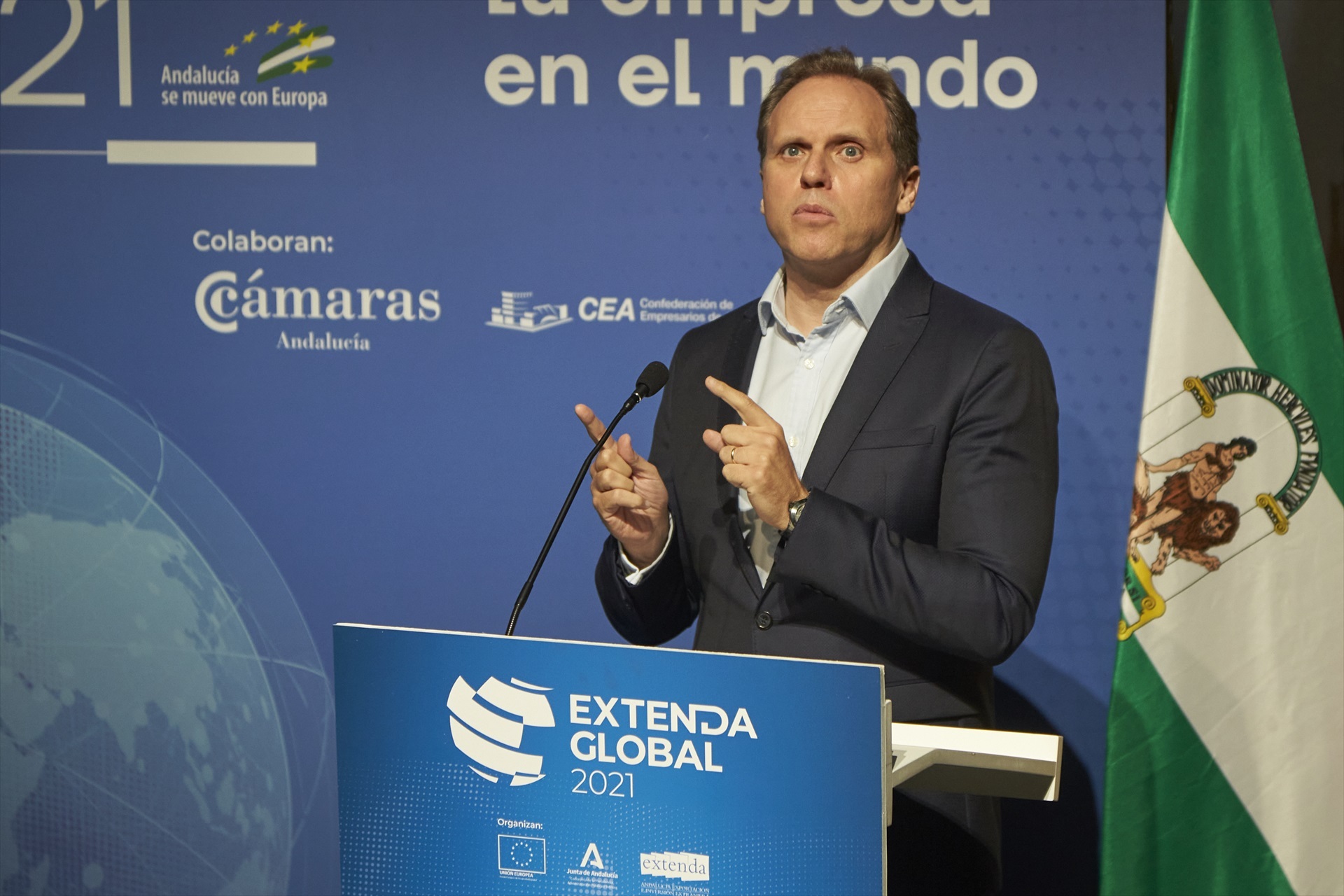El economista Daniel Lacalle carga contra Pedro Sánchez tras el apagón: «Quiere controlar a la sociedad»