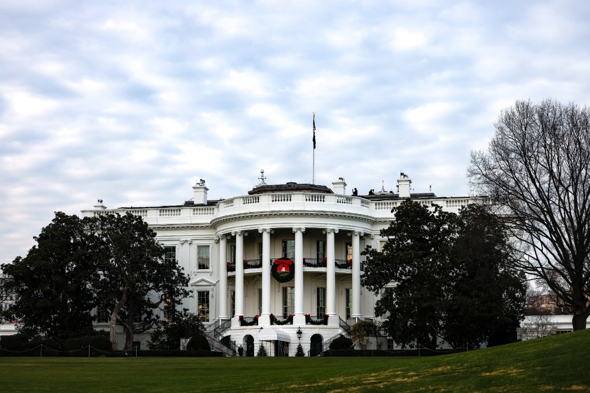 La Casa Blanca informa de que podría imponer aranceles de hasta el 245% a China
