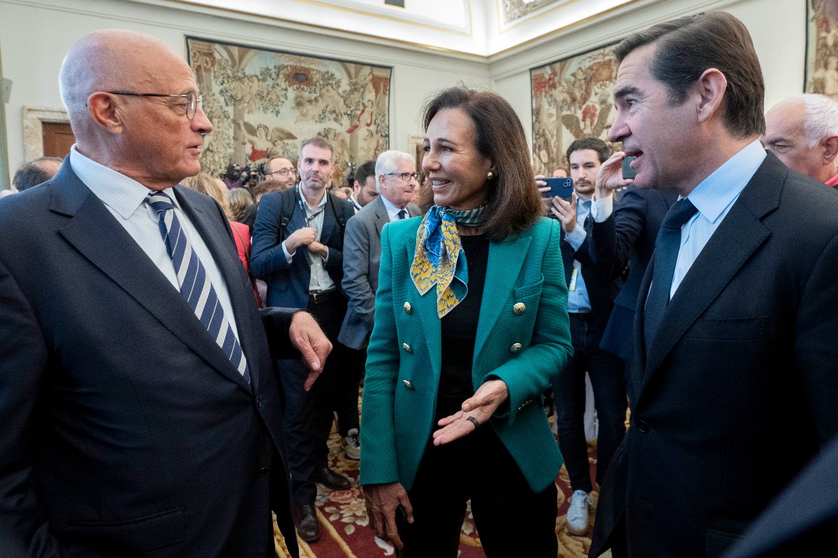 Los aranceles hunden el euríbor y sacuden la estrategia de la banca