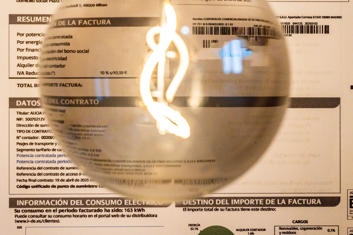 El precio de la luz se incrementa un 450% tras el apagón