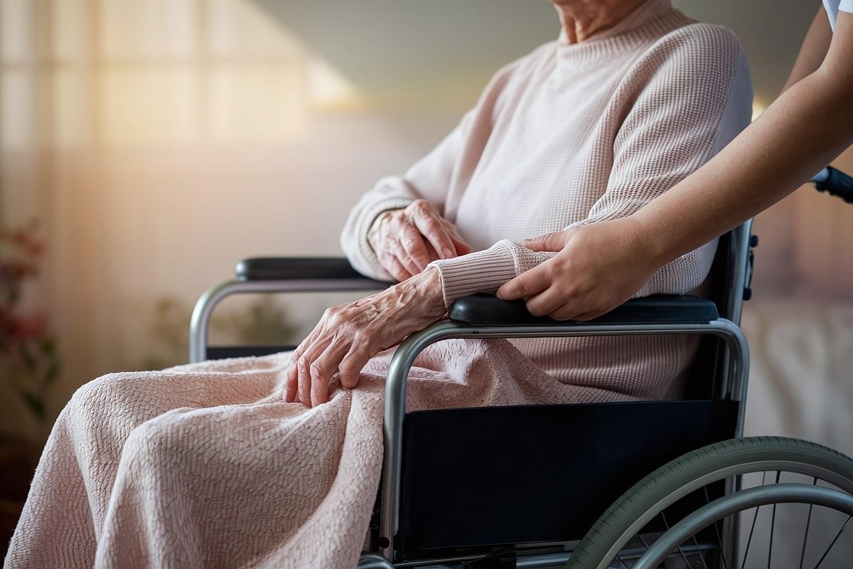 La Junta de Andalucía decreta el cierre de una residencia de ancianos de Málaga que llevaba más de una década operando sin licencia