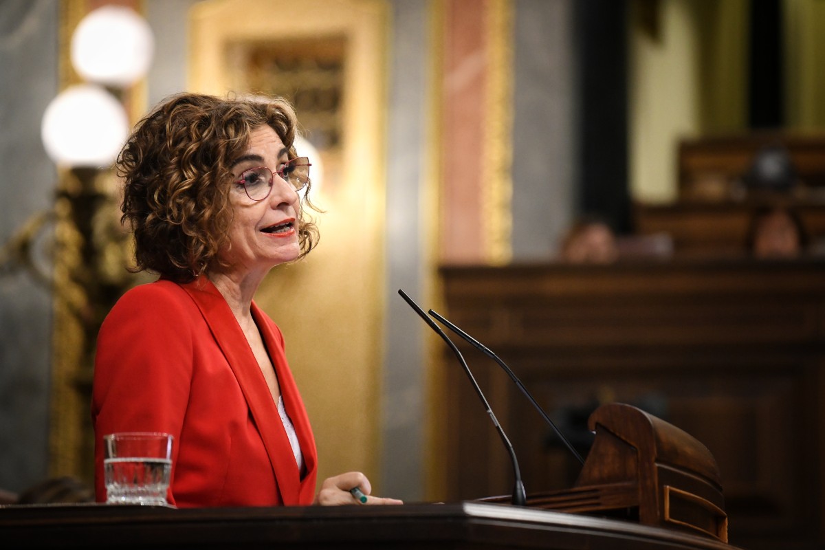 María Jesús Montero premiará a los inspectores de Hacienda con un bonus de 125 millones a cambio de recaudar más IRPF e IVA