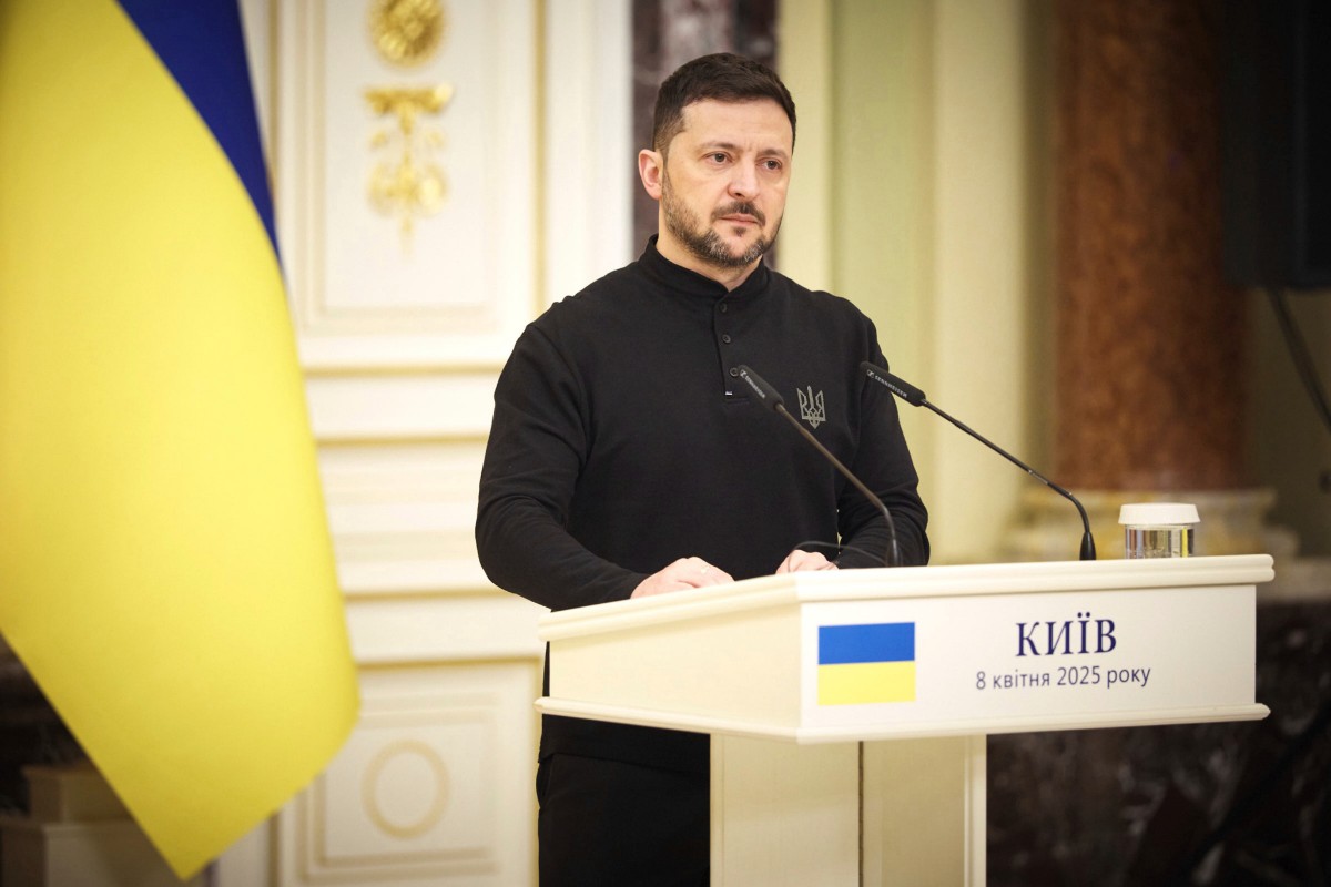 Zelenski, dispuesto a aceptar un alto al fuego incondicional para lograr una «paz duradera» con Rusia
