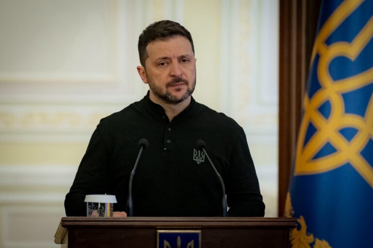 Zelenski rescata la «disposición» de Reino Unido, Francia y EEUU para lograr el alto al fuego en Ucrania
