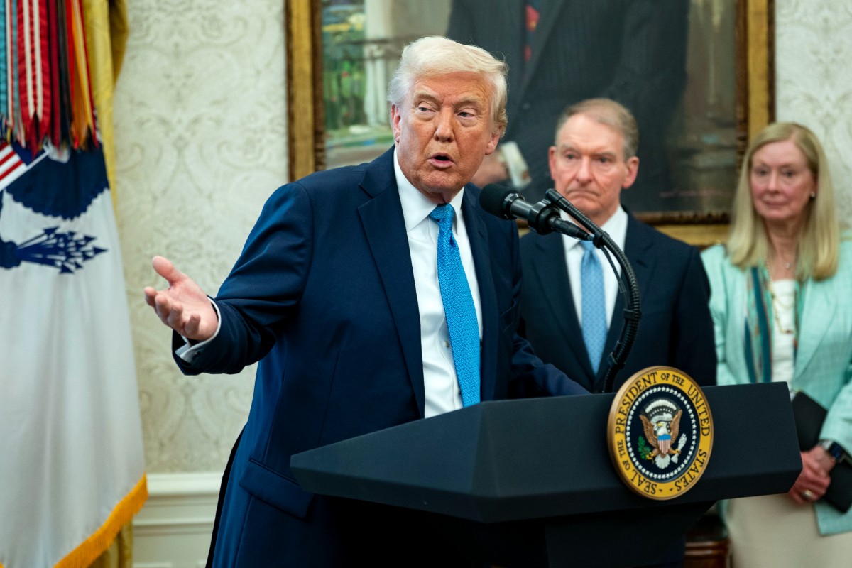 Trump avanza que los aranceles impuestos a productos chinos podrían bajar «sustancialmente»