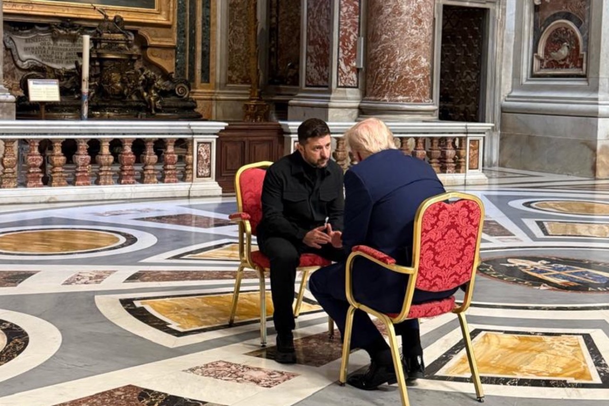 Trump y Zelenski mantienen una reunión «muy productiva» en Roma antes de asistir al funeral del Papa Francisco