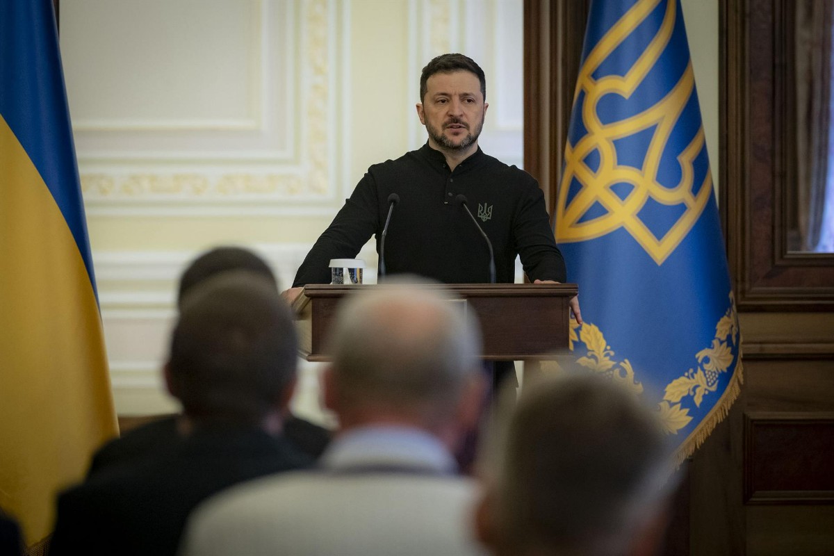 Zelenski insinúa que no podrá asistir al funeral del Papa tras un ataque ruso a Kiev: «Ucrania será representada con dignidad»