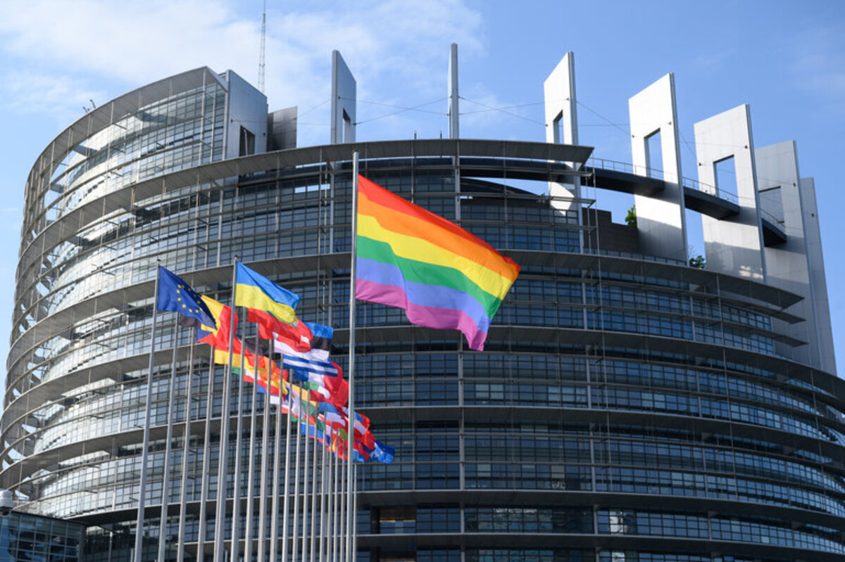 El Parlamento Europeo vulnera la debida neutralidad institucional y estará presente en el «orgullo LGTBI» de Bruselas