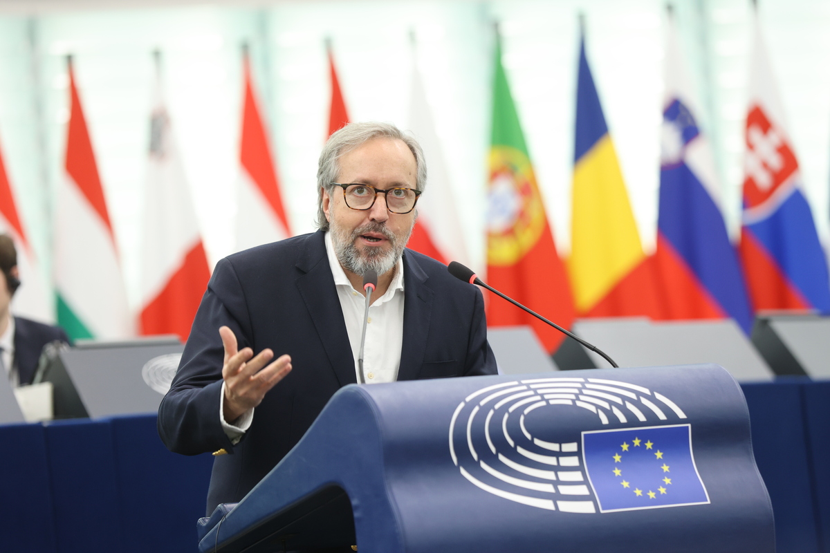 Girauta (VOX) denuncia la «farsa» del catastrofismo climático: «Nos han vendido una estafa que mezcla negocio, ideología y religión de sustitución»