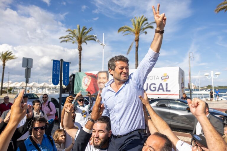 André Ventura recibe el alta hospitalaria tras un «susto» por una alteración en la tensión arterial