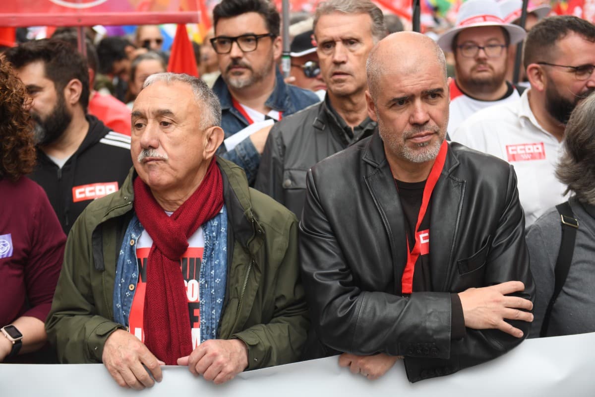 El Gobierno de Mañueco (PP) aprueba una nueva subvención de 1,2 millones para UGT, CCOO y CEOE para «digitalización y transición ecológica»