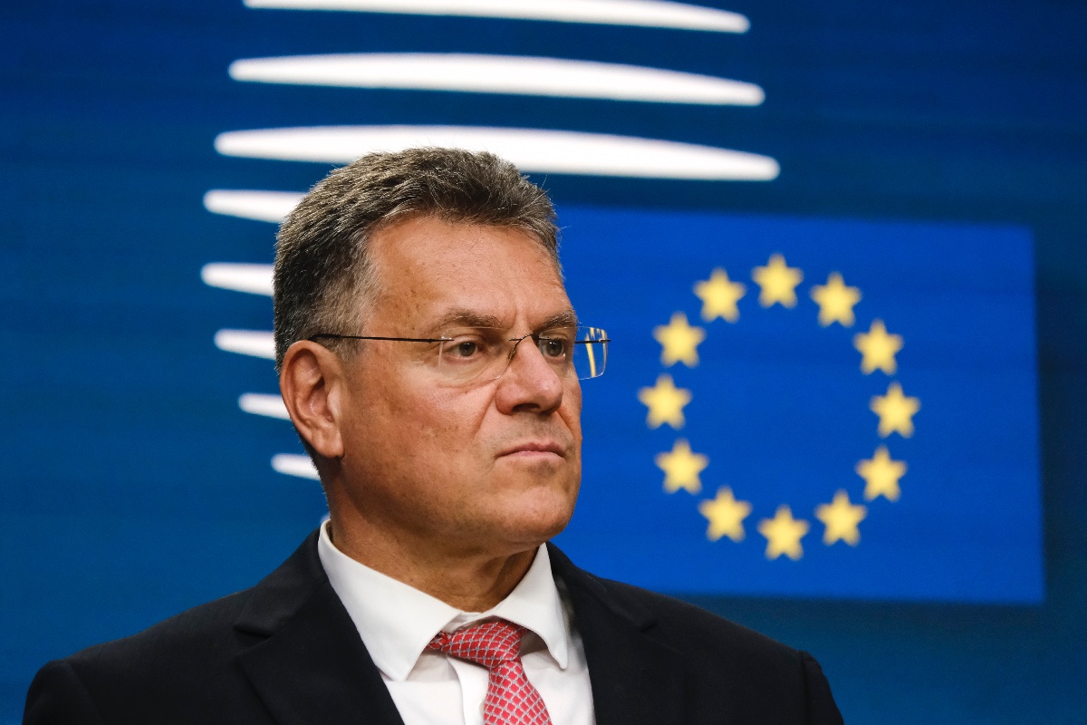 Bruselas estudia imponer un arancel de dos euros a las compras realizadas en plataformas como Shein y Temu