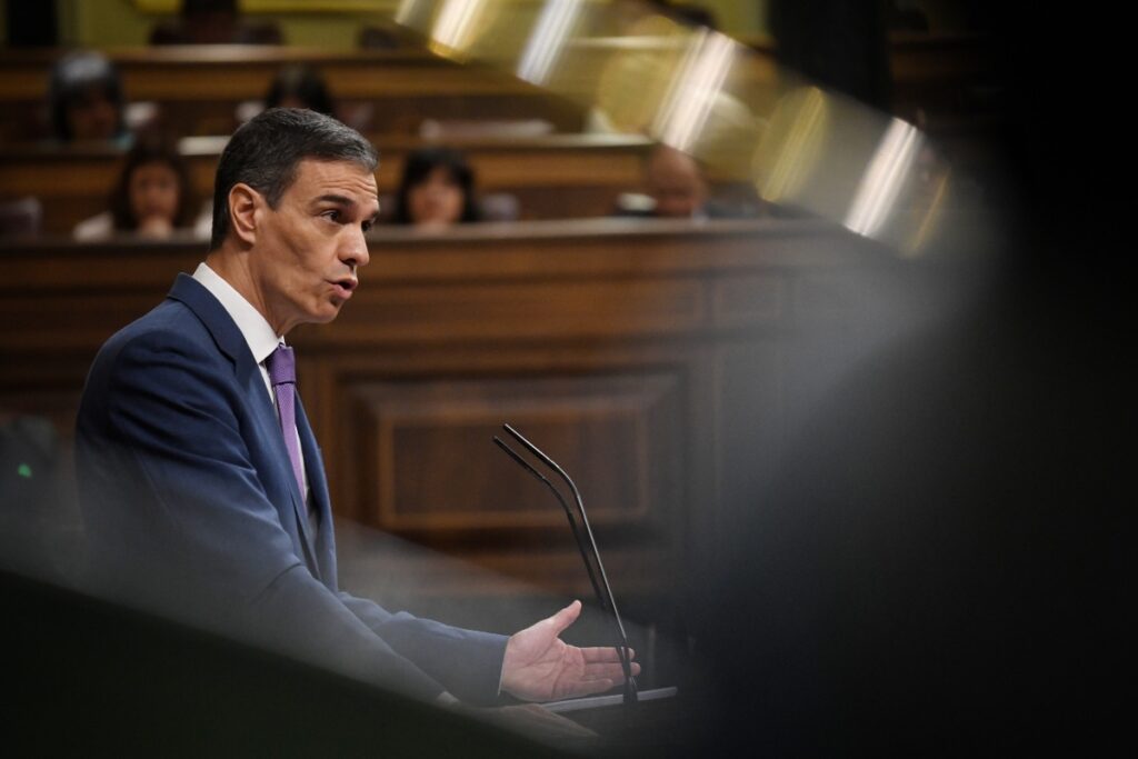 sánchez economist