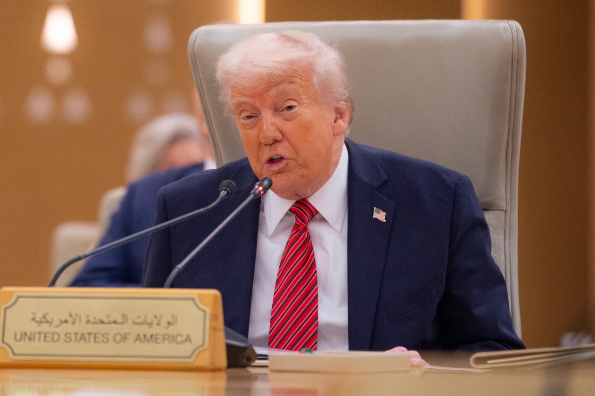 Trump asegura que no quiere que las negociaciones sobre el acuerdo nuclear con Irán tomen «un curso violento»