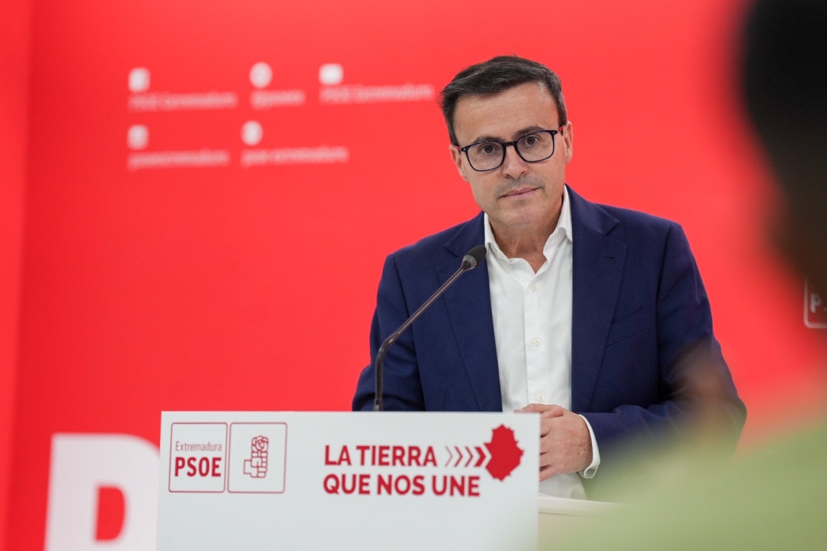 Procesan a una exalcaldesa socialista que renunció a ser diputada para que Gallardo consiguiera su aforamiento exprés en la Asamblea de Extremadura