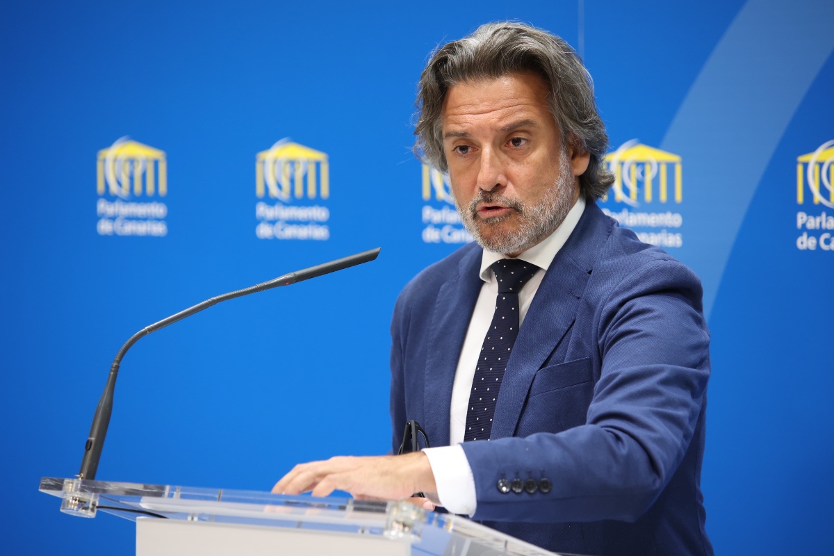 Gustavo Matos (PSOE) afirma que no tiene «nada que ver» con el empresario acusado de tráfico de drogas en Canarias y seguirá en sus cargos