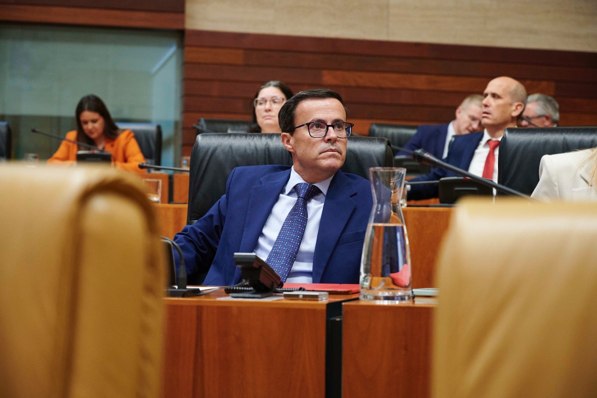 La jugada de Gallardo para aforarse podría retrasar el juicio por el caso del hermano de Sánchez hasta ocho meses