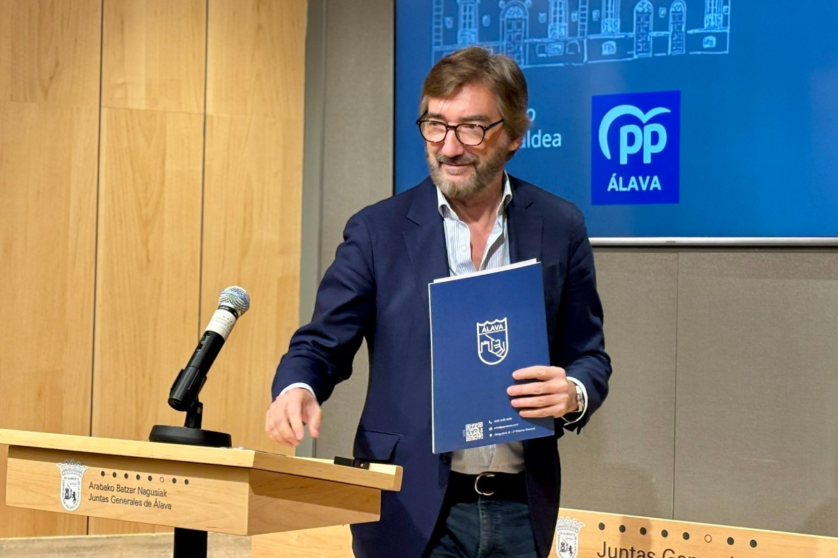 El PP se suma a Bildu y vota a favor en las Juntas Generales de Álava de subvencionar a empresas que impongan el euskera en la FP Dual