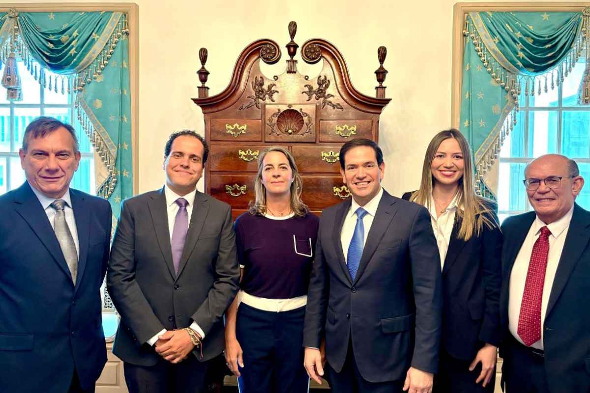 Rubio se reúne con los cinco colaboradores de María Corina Machado que estaban asilados en la Embajada de Argentina en Caracas