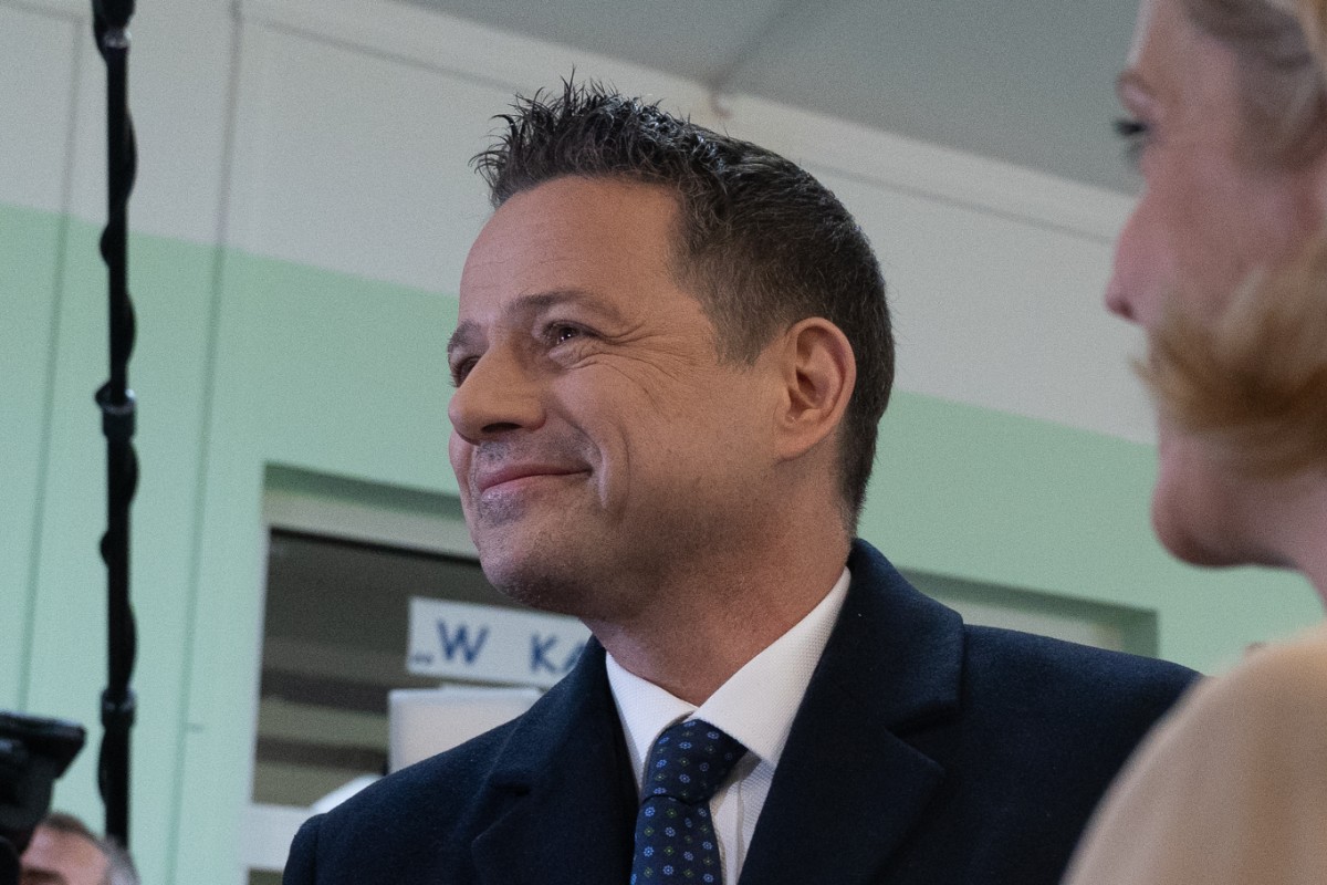Elecciones en Polonia | El globalista Trzaskowski vence por la mínima aunque el conservador Nawrocki (PiS) podría ganar la segunda vuelta presidencial