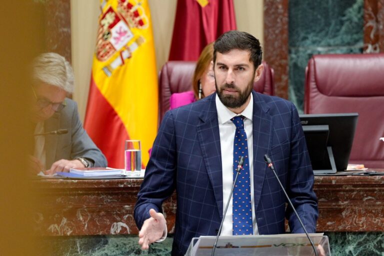VOX logra el cierre del centro de menas de Santa Cruz (Murcia), que se hará efectivo en septiembre