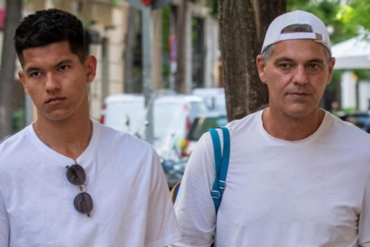 El hijo de Frank Cuesta sale en su defensa: «Me duele que fuercen a mi padre a leer un guion cuando yo mismo he visto su pelo caer por el tratamiento»