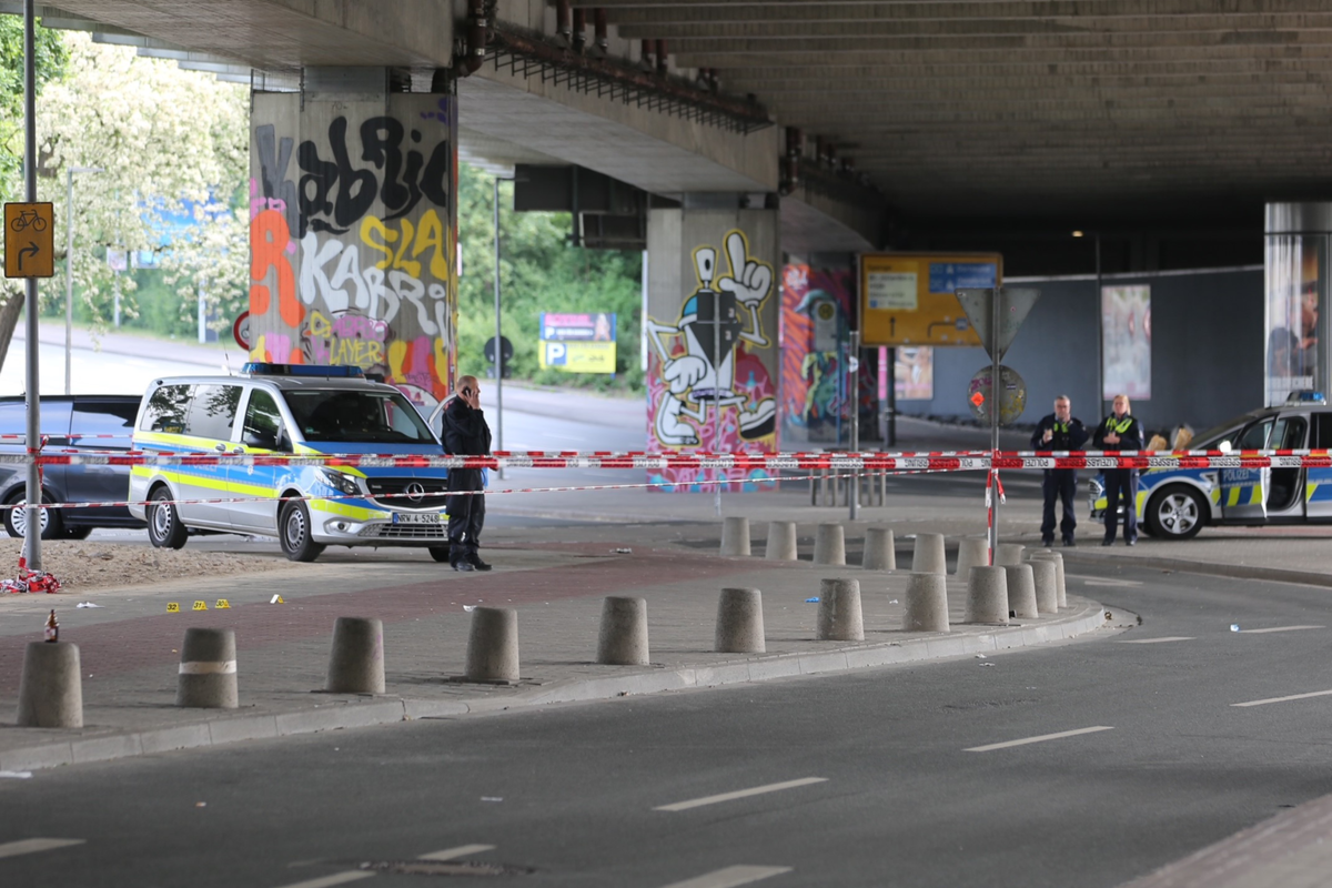 Un inmigrante ilegal sirio apuñala a varios estudiantes en un bar de Bielefeld (Alemania) y deja tres heridos graves