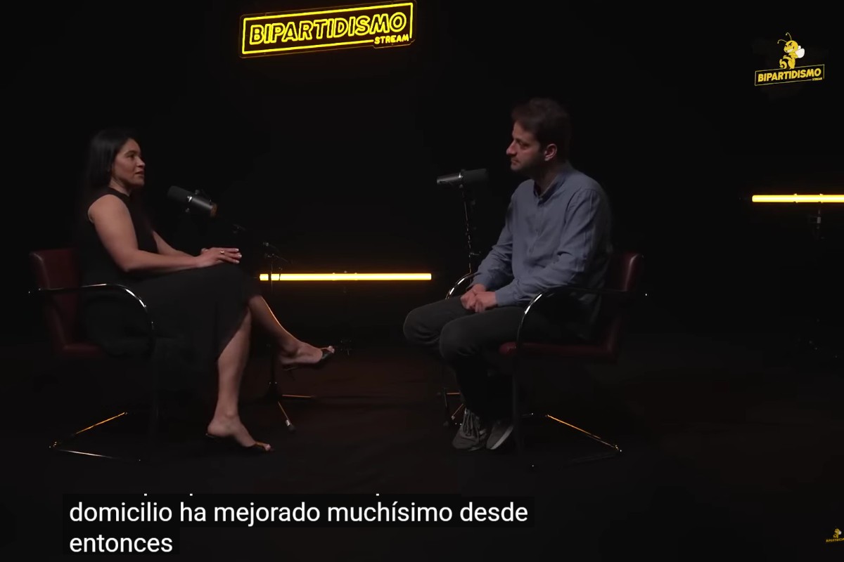 Sigue en DIRECTO la entrevista a la tuitera ‘MUY MONA’ en Bipartidismo Stream