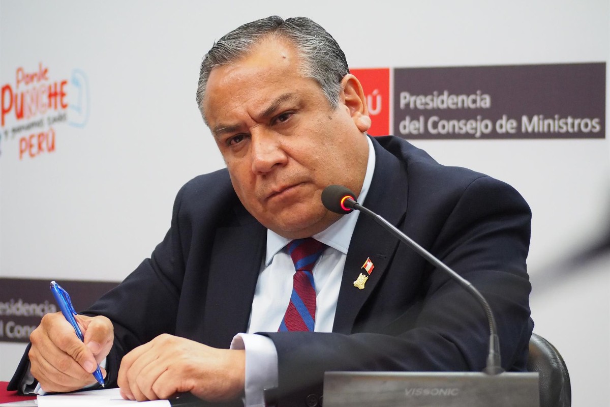Dimite el primer ministro de Perú ante las cuatro mociones de censura en su contra por la creciente inseguridad