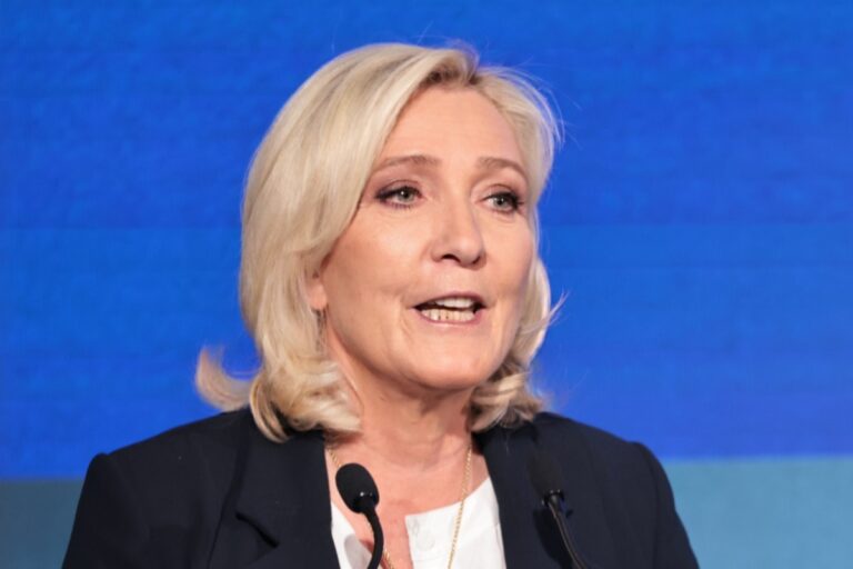 Marine Le Pen predice que Europa volverá a ser «una alianza de naciones soberanas»: «Es un momento que no vivíamos desde hace décadas»