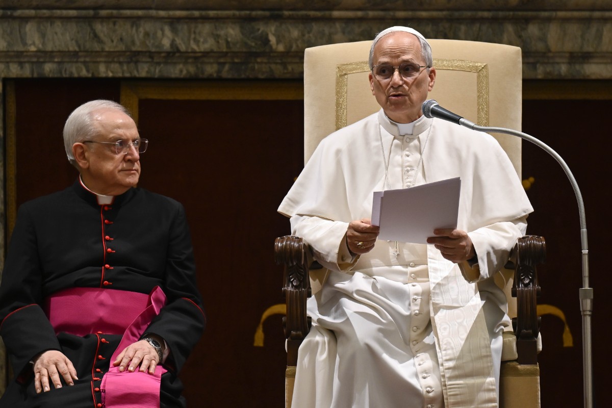 El Papa León XIV marca distancia con el lobby LGTBI y defiende la familia como «la unión estable entre el hombre y la mujer»