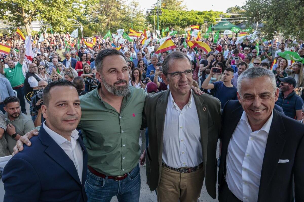 VOX solicita la comparecencia de Zapatero, Bono y Blanco en la comisión del caso Koldo por la trama de corrupción del PSOE