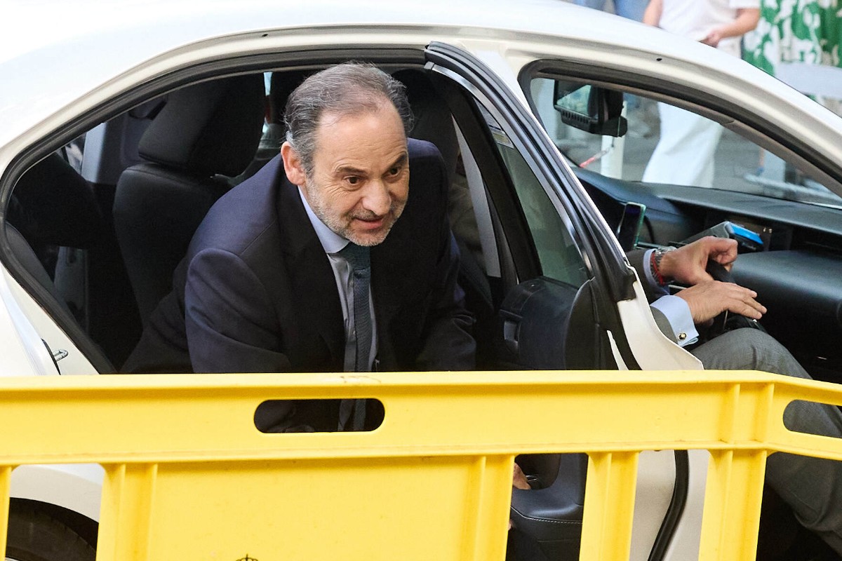 El juez del Tribunal Supremo rechaza enviar a prisión a Ábalos y a Koldo, y mantiene las medidas cautelares