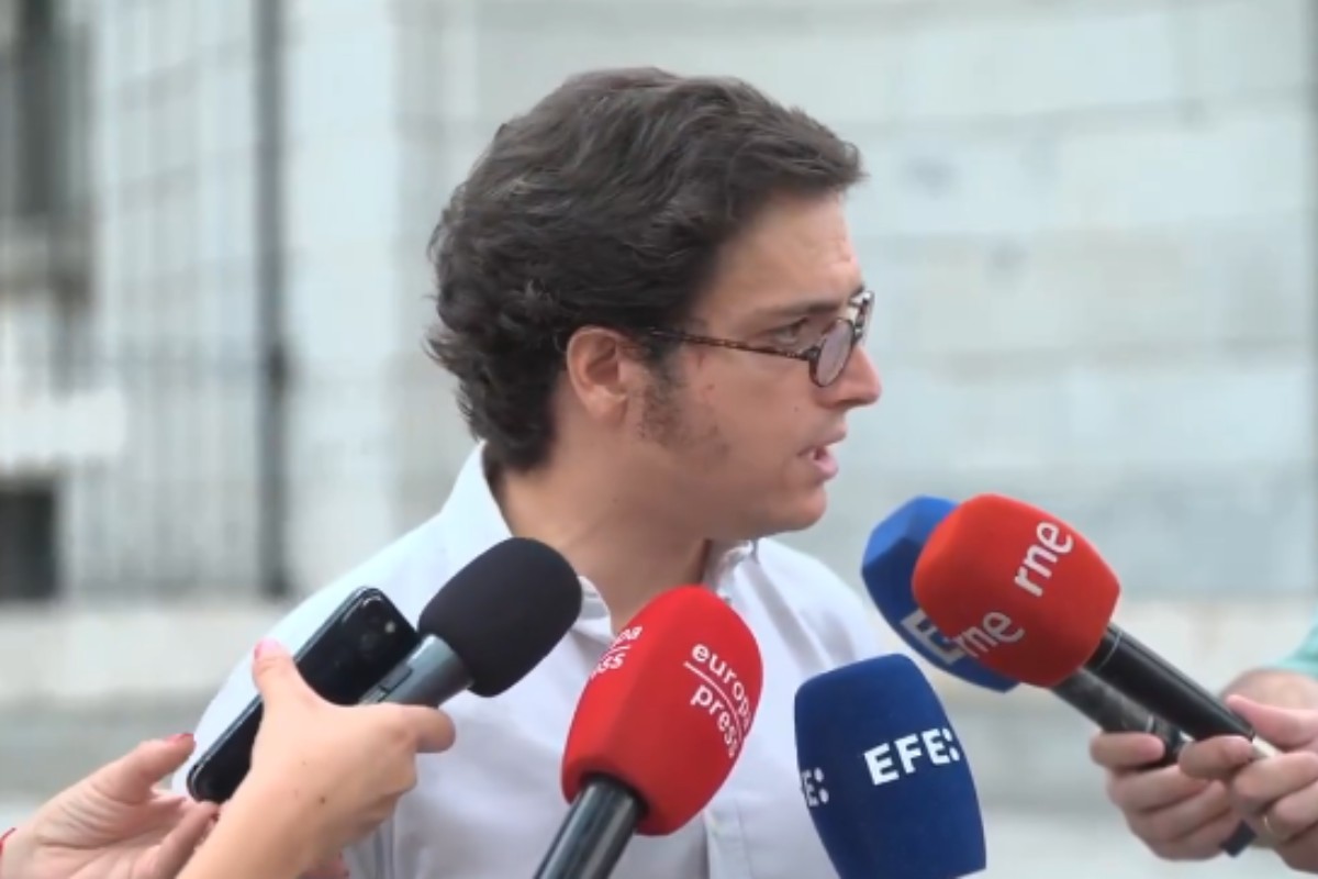 VOX pide acabar «ya» con «la mafia» que gobierna España e insiste en la necesidad de presentar una moción de censura