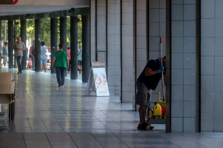 La Seguridad Social gana 73.524 afiliados extranjeros en mayo y se superan por primera vez los 3 millones