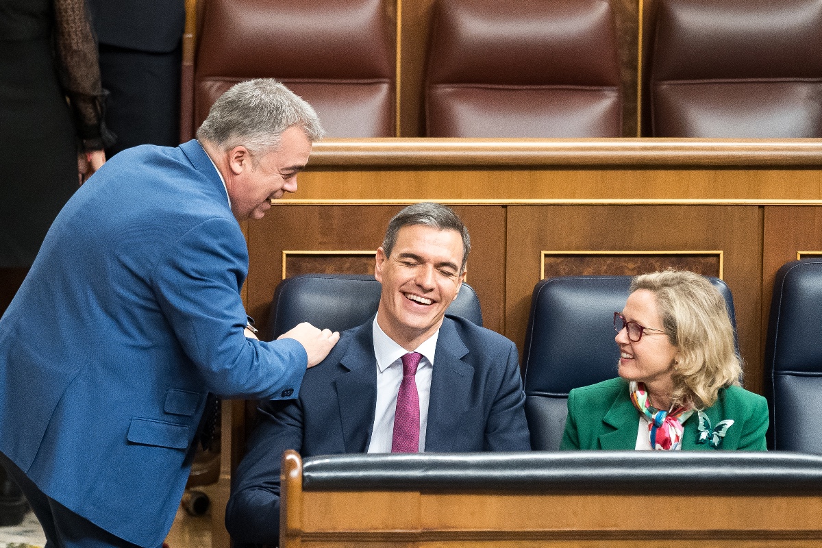 El correo de Santos Cerdán desata el pánico en el PSOE: solicita al juez que se excluyan de la investigación todas las comunicaciones internas