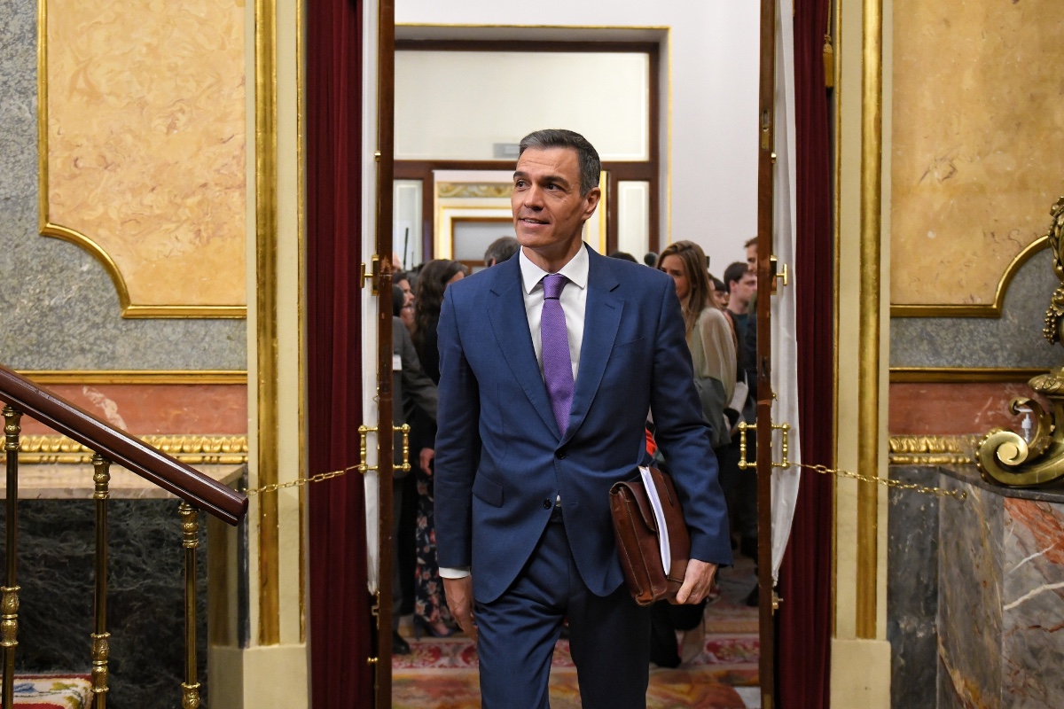 Sánchez se reunirá con sus socios parlamentarios para calibrar su apoyo tras la salida de Cerdán