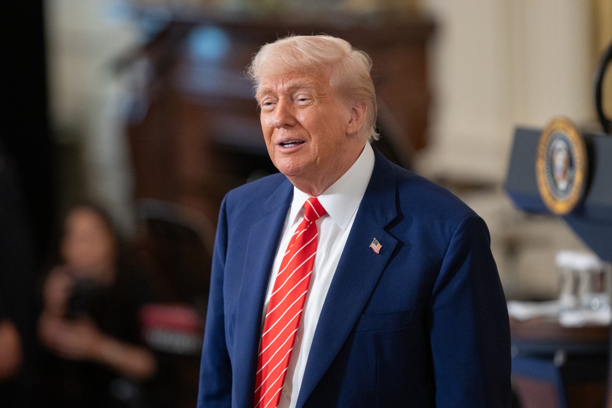 Trump se abre a propiciar un «cambio de régimen» en Irán y el fin de los ayatolás