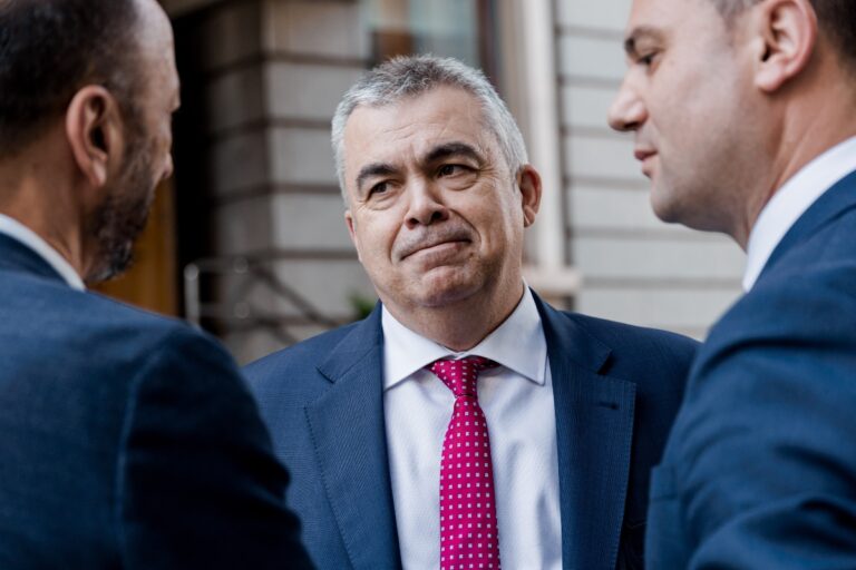 La Agencia Tributaria advierte al Supremo que la investigación patrimonial de Santos Cerdán será «limitada» sin colaboración de Navarra